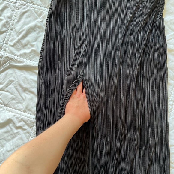 NASTY GAL Plisse Maxi Dress - Picture 2 of 3